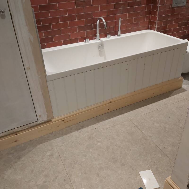 Bead and butt traditional styled bath panel with skirting