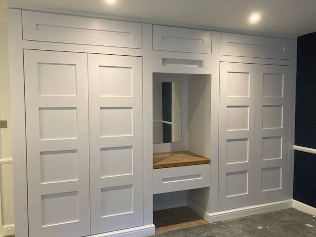 4 panel shaker wardrobe with dresser