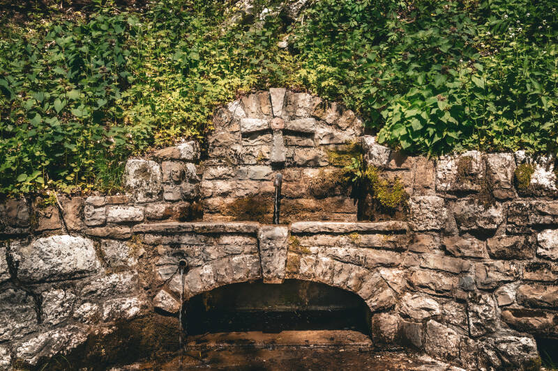 Fontana sul sentiero