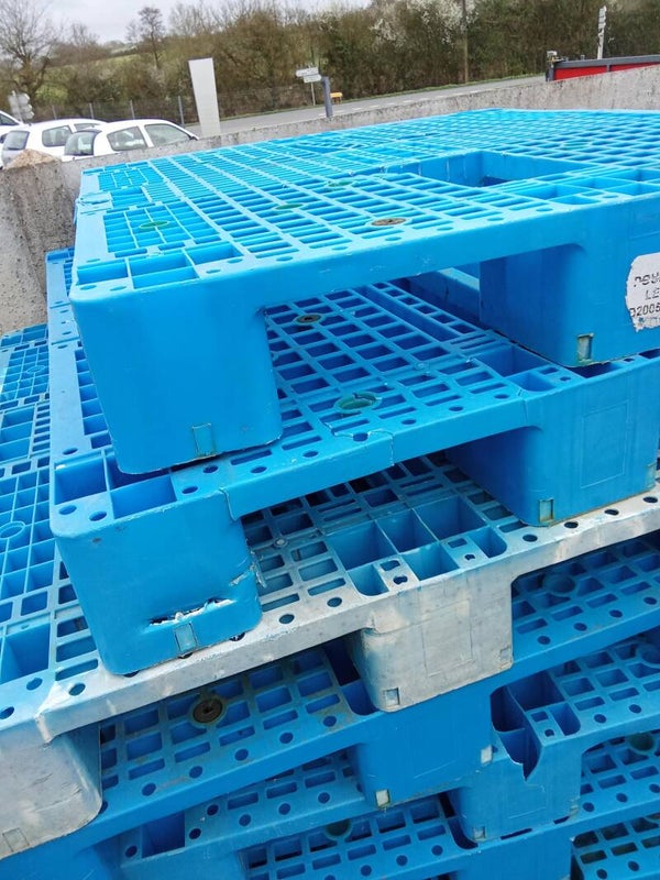 Palettes en plastique