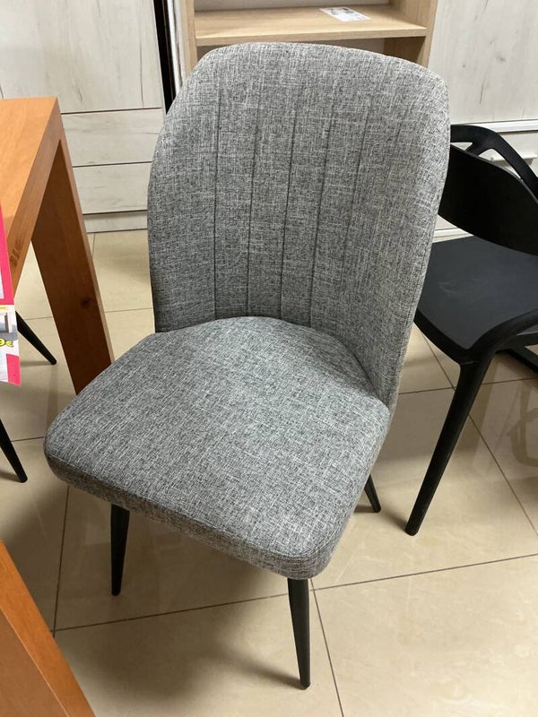 silla tela tapizada gris