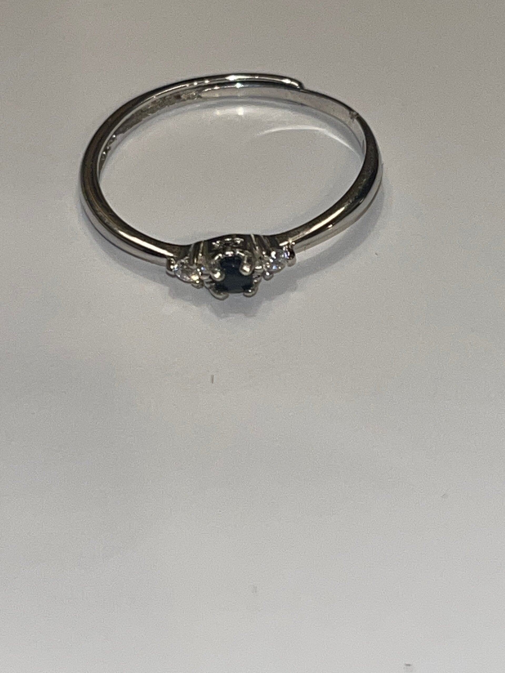Bague s925 Saphir bleu 2,5 mm ajustable