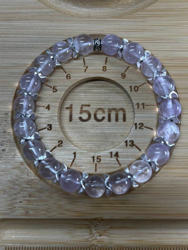 Améthyste lavande AA ( taille 15 cm )