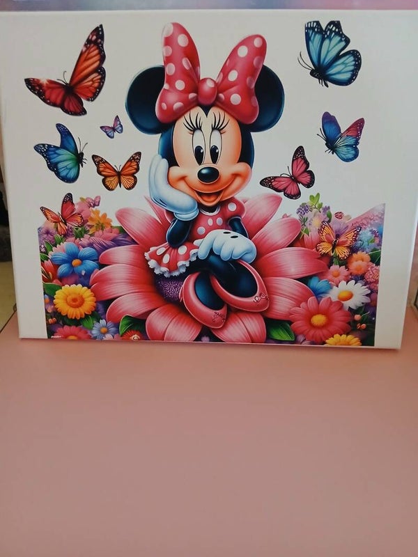 Minnie mouse canvas