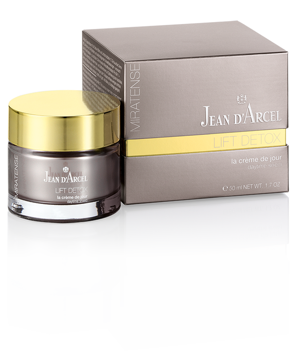 Luxueuze, zachte dagverzorging met liftend/detox effect