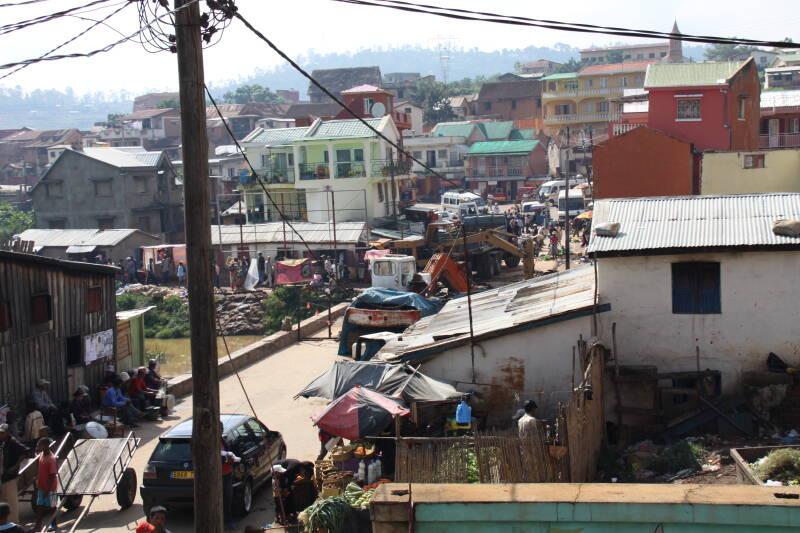 mada2012-757_15525521976_o-standard-2jgcrz.jpg