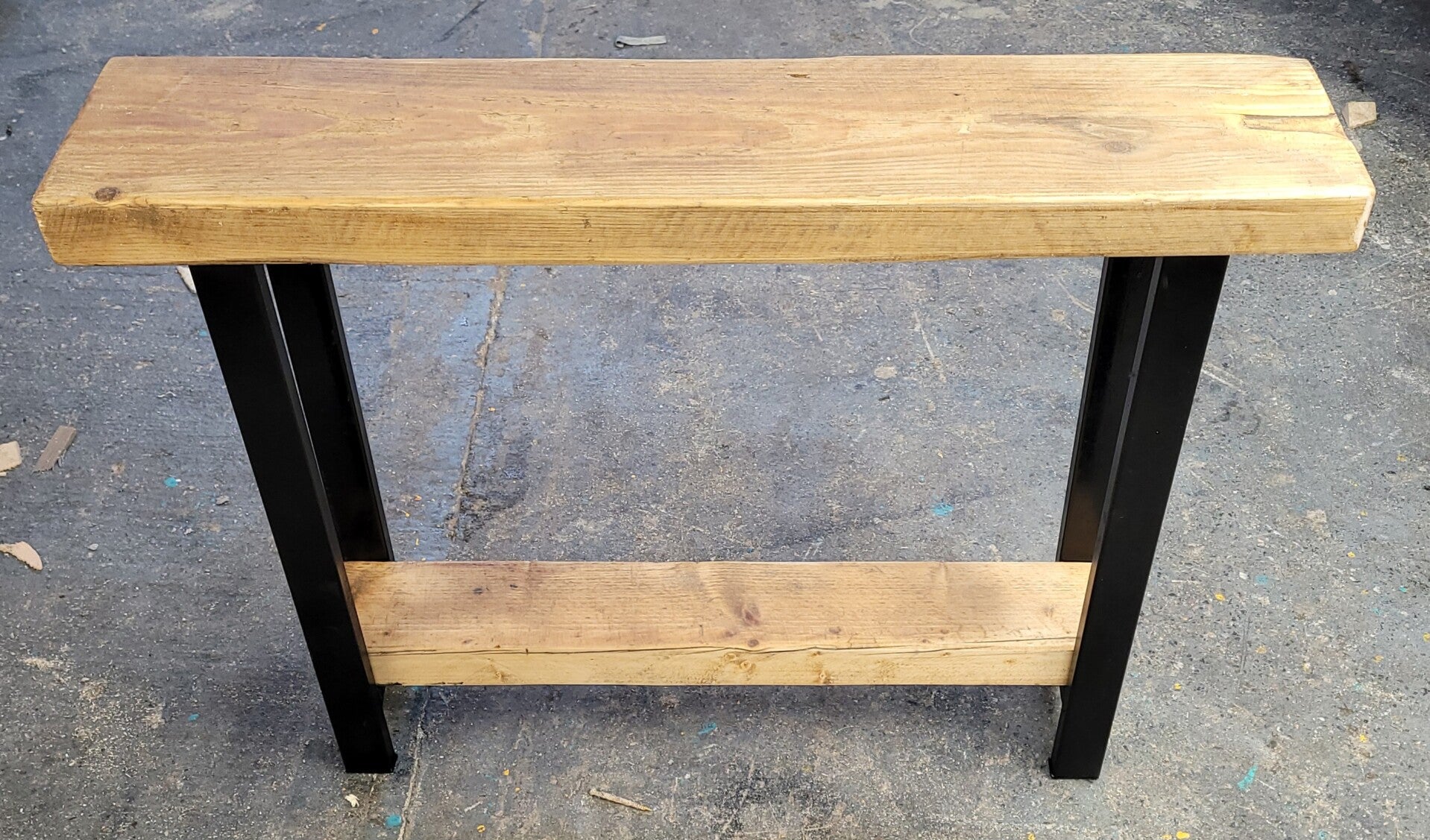 Deliah Metal Leg Console Table