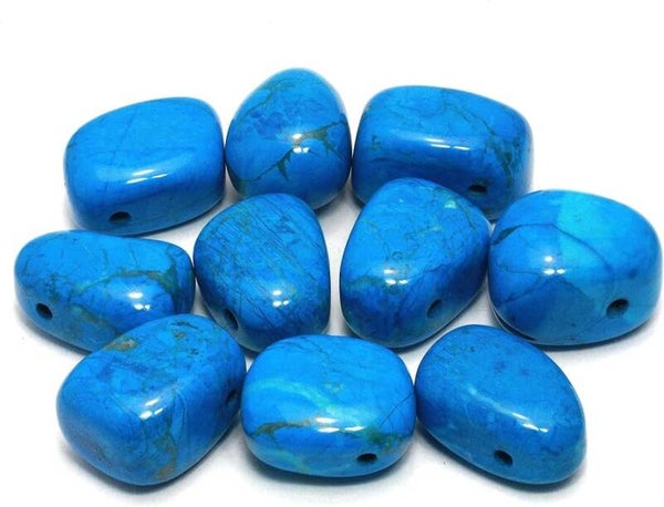 Blue howlite thumbeld.