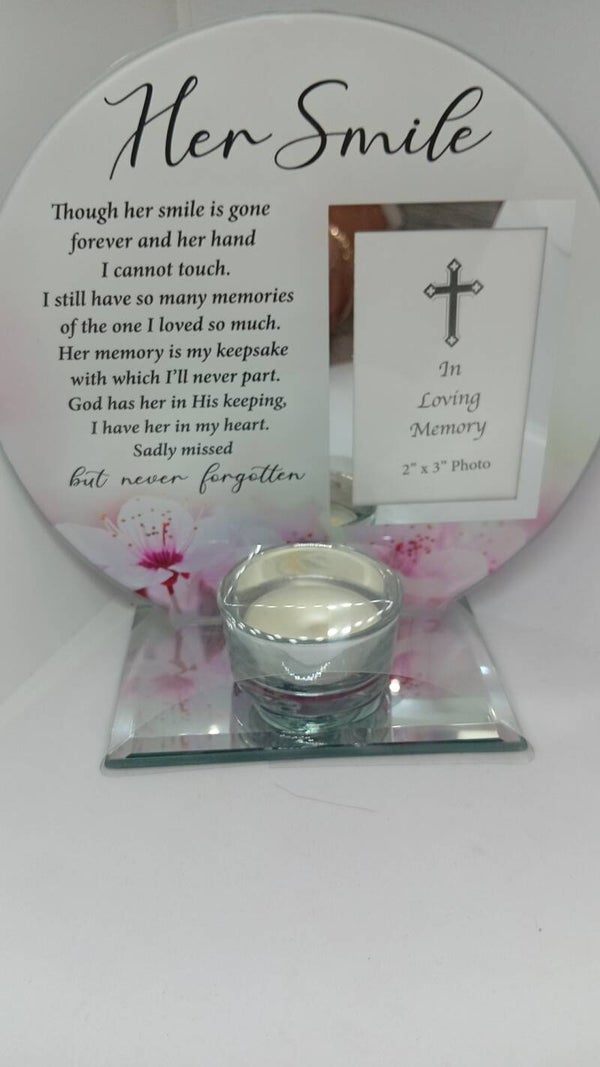 Her smile photo frame with t-light.