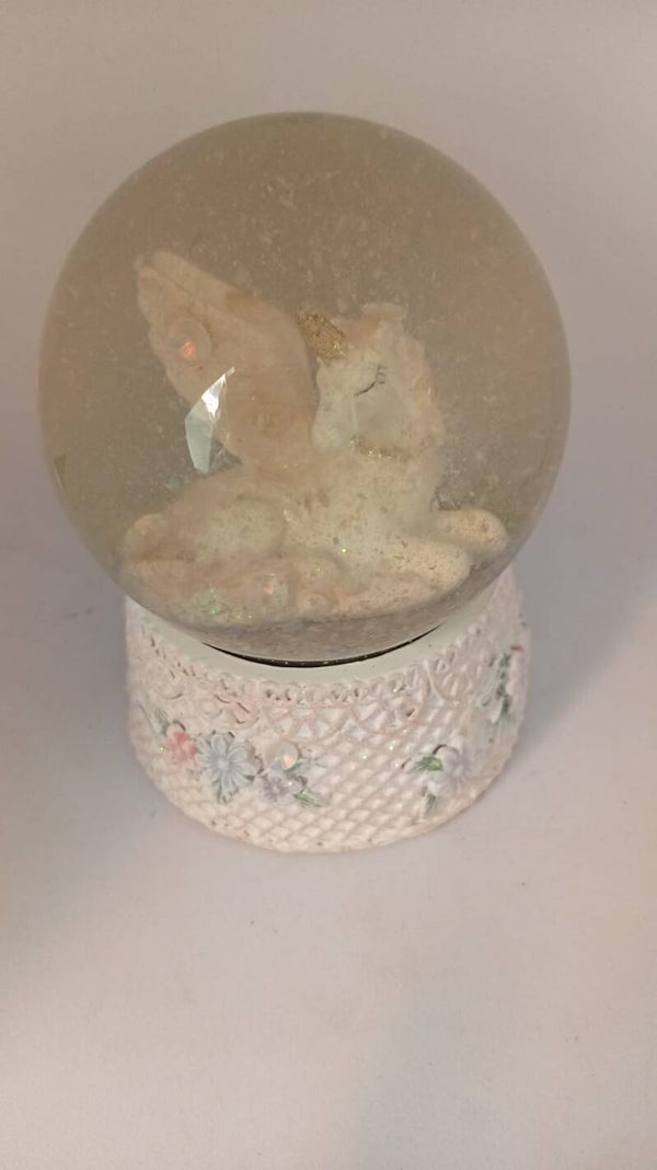 Unicorn snow globe