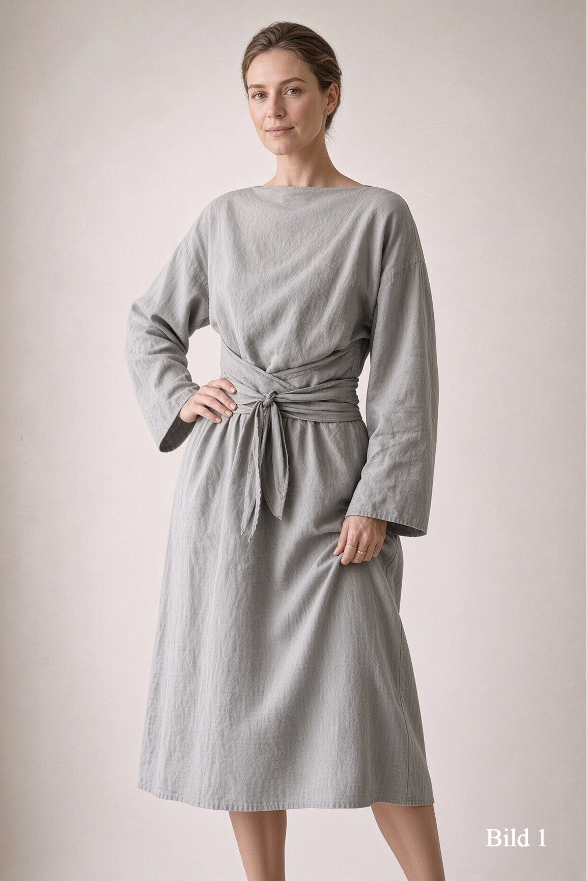 "Kalon" - Leinenkleid mit Wickelschärpe