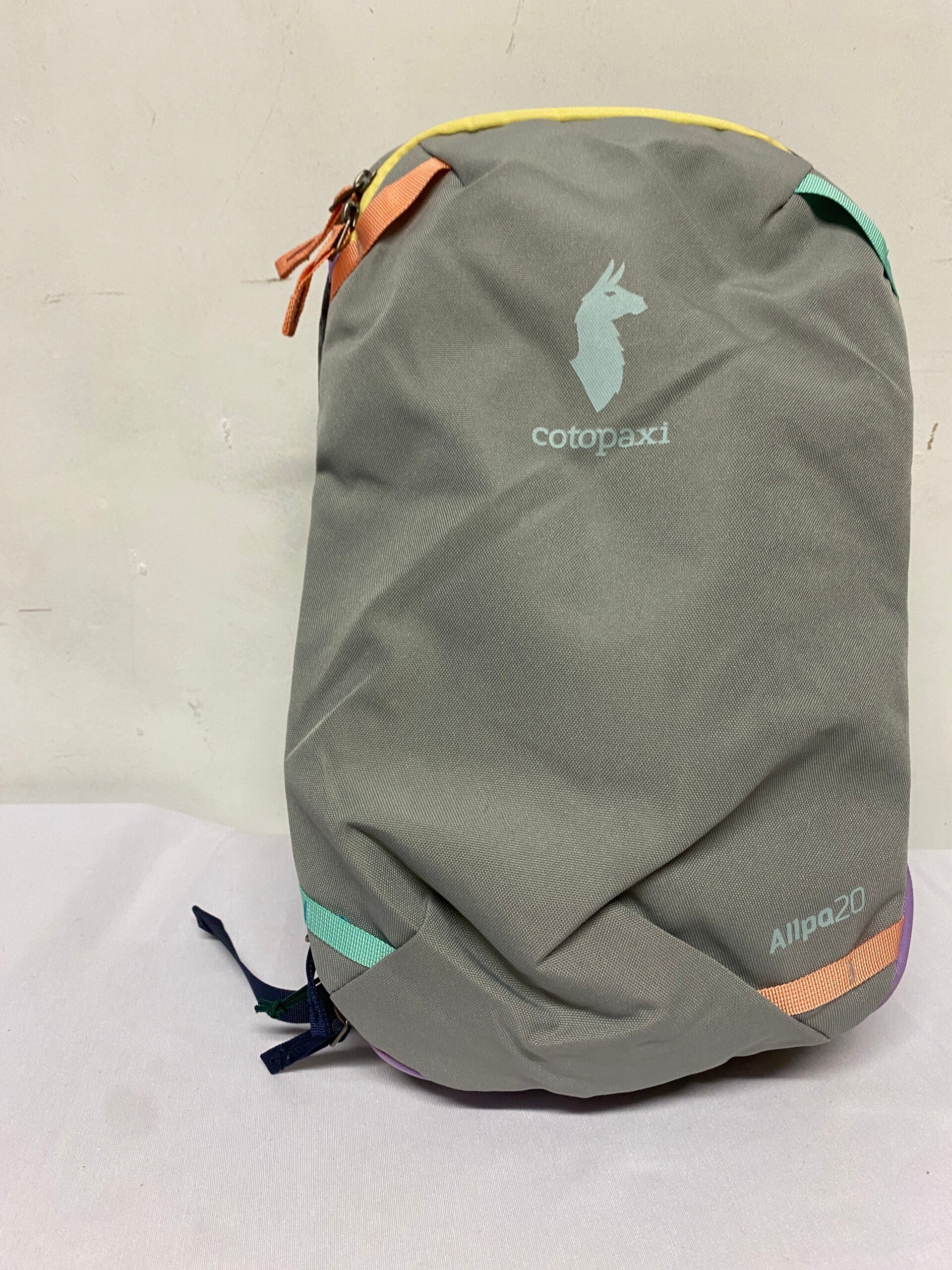 Sac de voyage Cotopaxi 20L grey