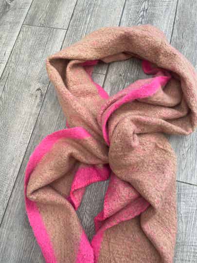 Sjaal bruin/roze
