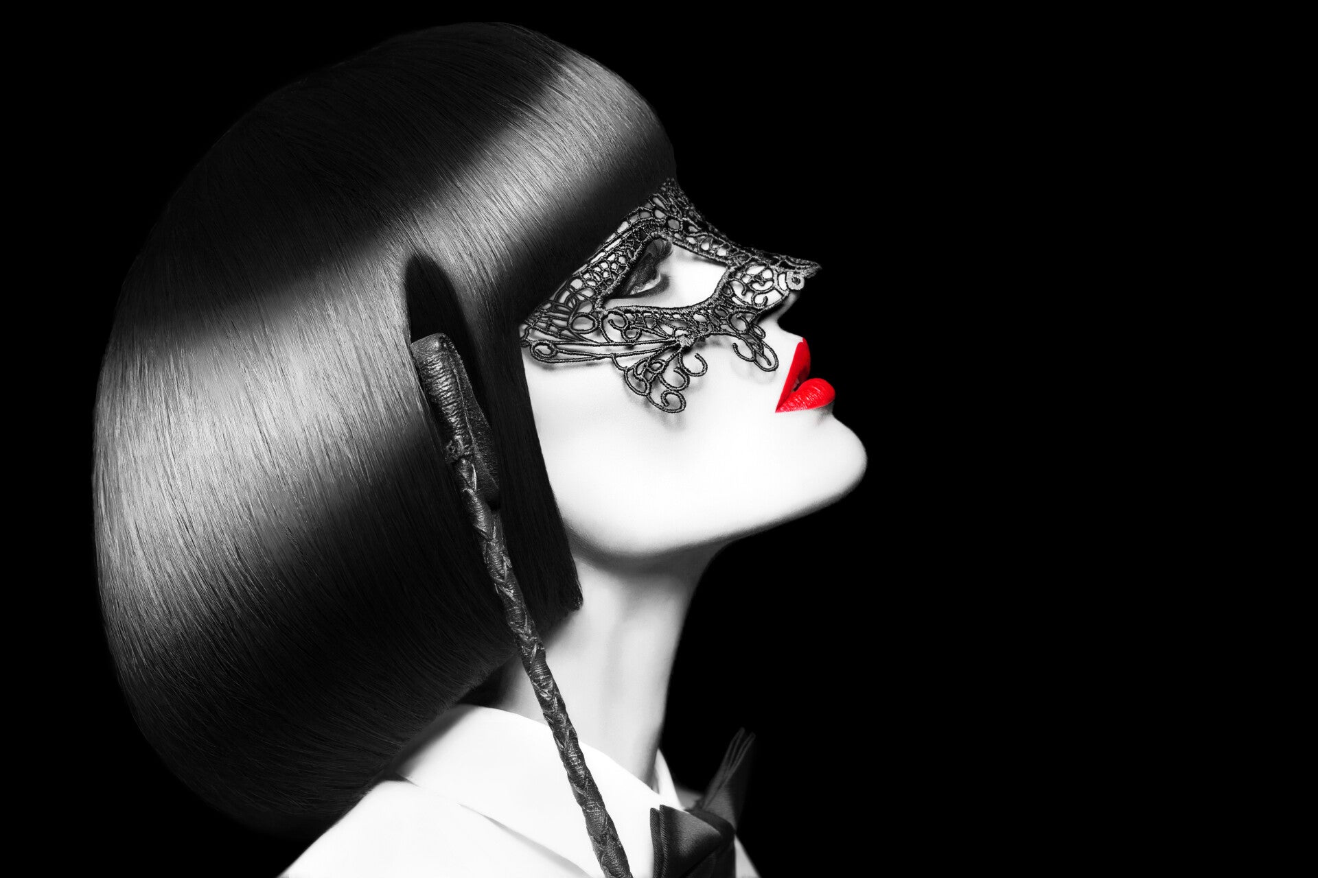 PE-0002 VROUW MET MASKER