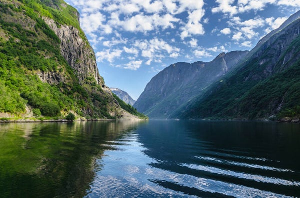 NA-0027 FJORD, NOORWEGEN