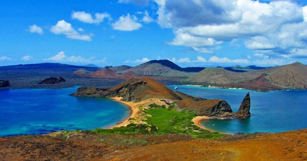 NA-0094 PINNACLE ROCK, GALAPAGOS