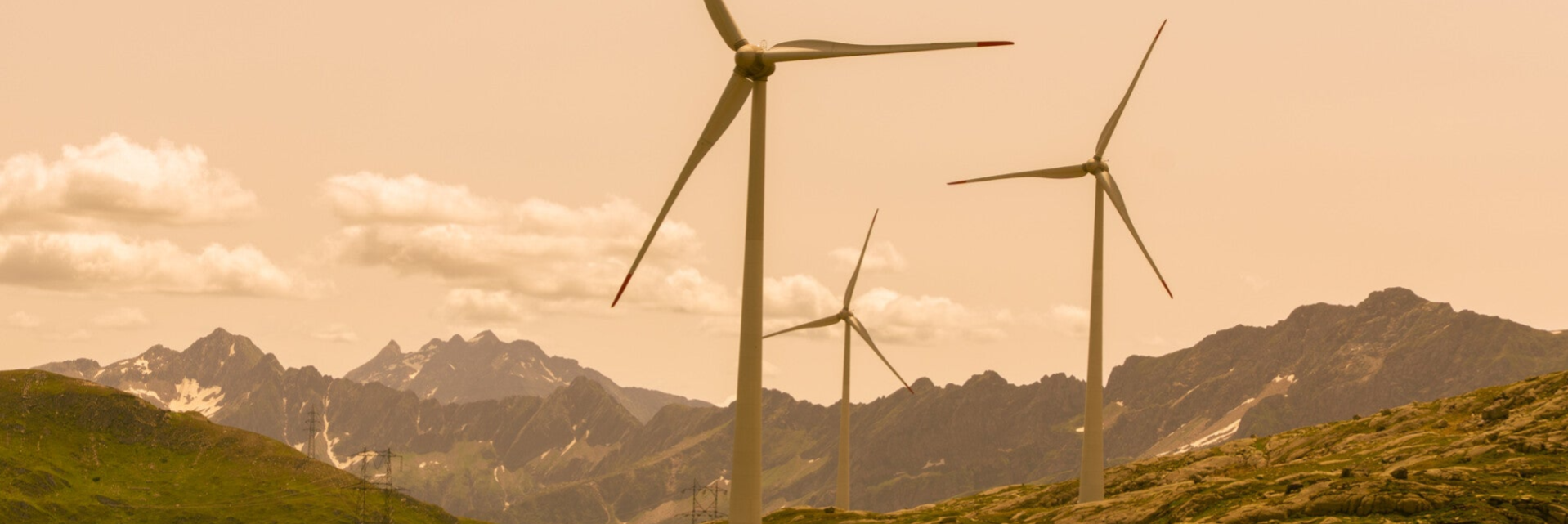 Zu sehen ist der Windpark San Gottardo.