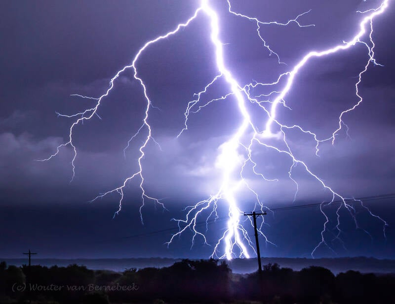 Zware blikseminslagen grens Oklahoma/Arkansas, 28 april 2024