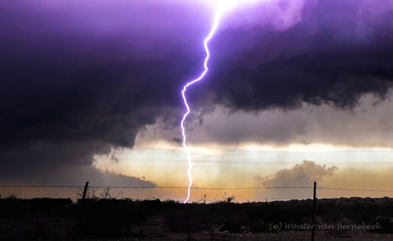 Blikseminslag (300m), Texas 9 mei 2022