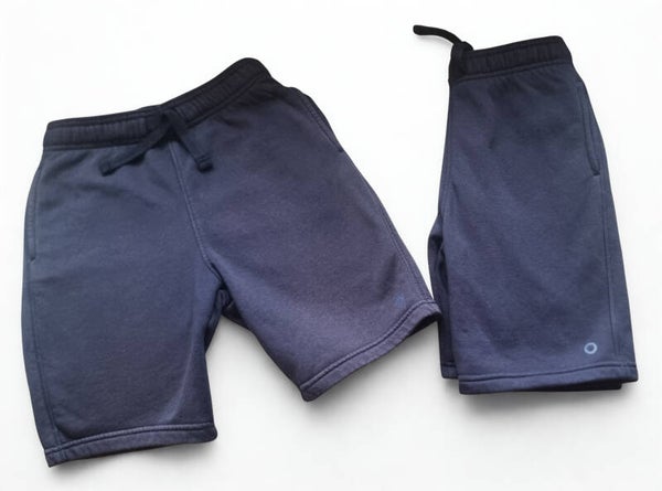 Navy M&S shorts age 9-10 (2 pairs)