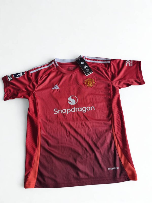 Manchester United Jersey age 9-10 (size 28)