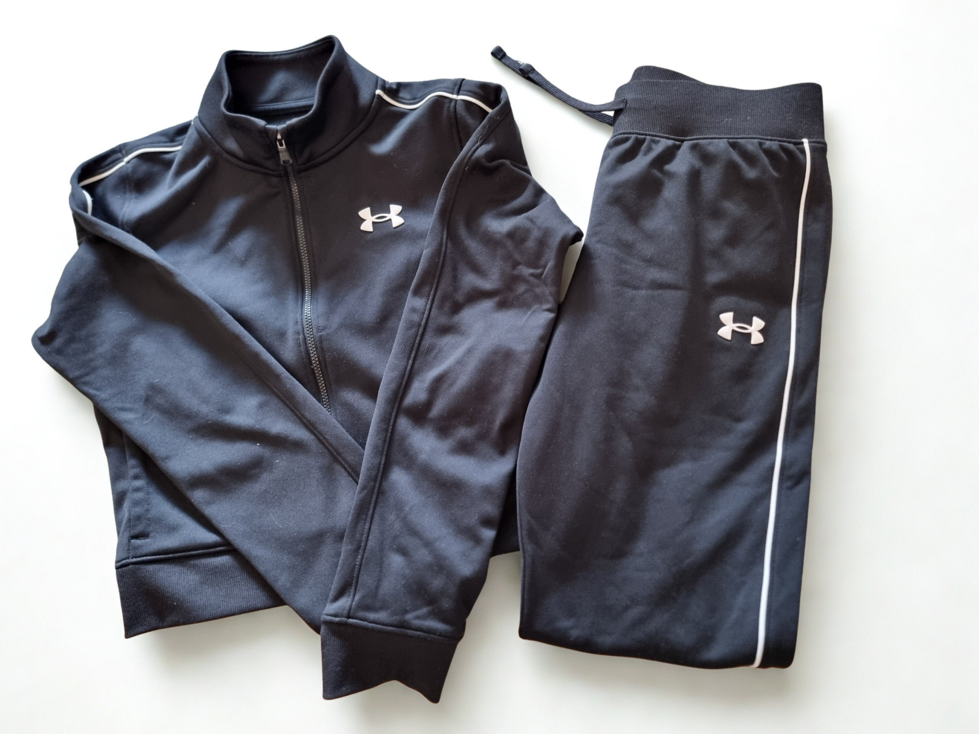 Under Armour - cropped YM
