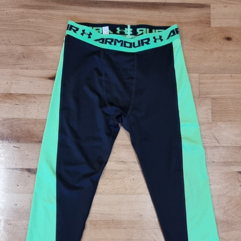 Under Armour - base layer bottoms - size Junior Men