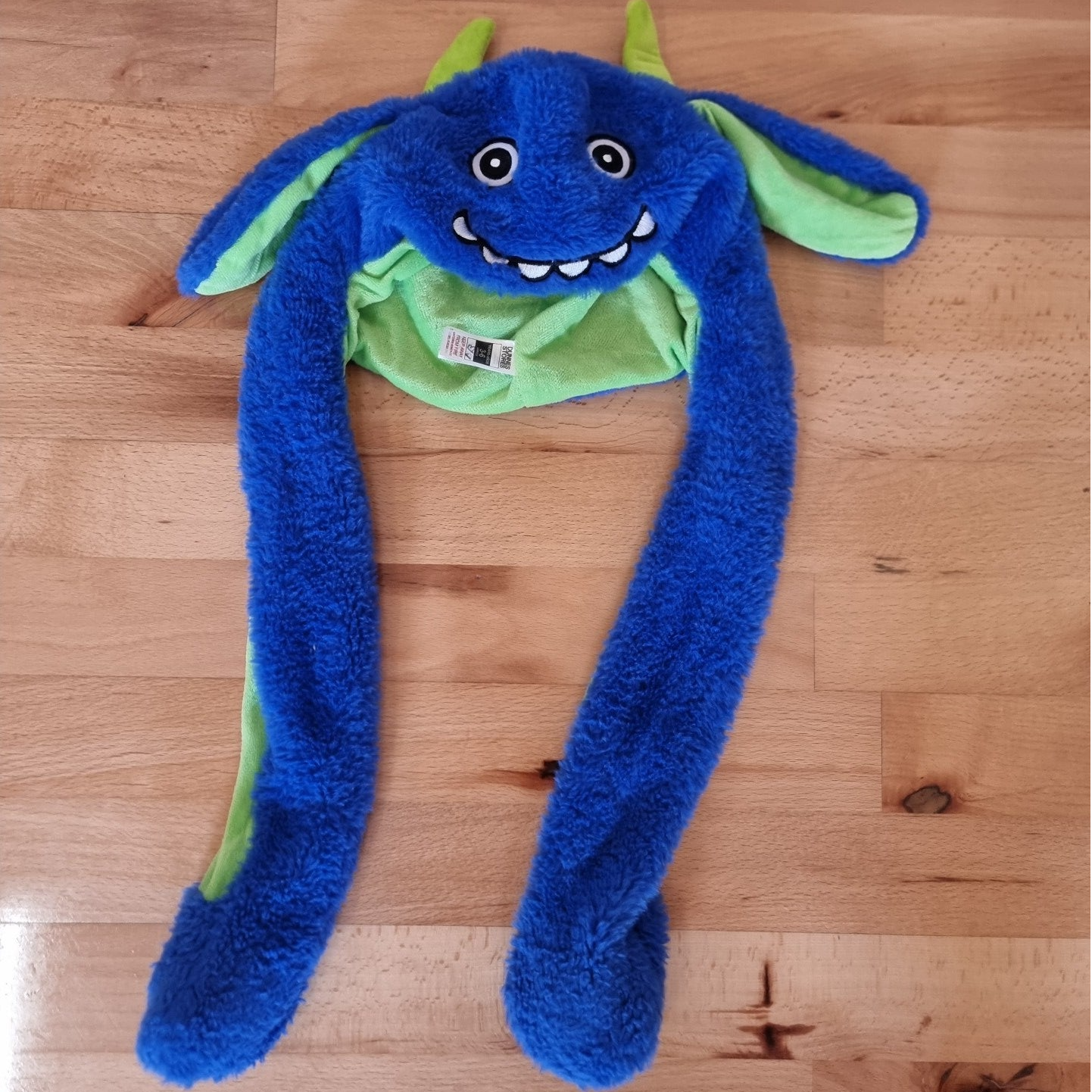 Wiggy ears hat - age 3-6
