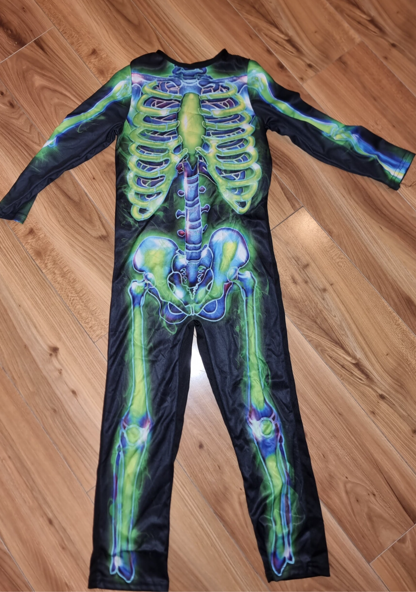 Skeleton costume with mask and gloves - age 7-8