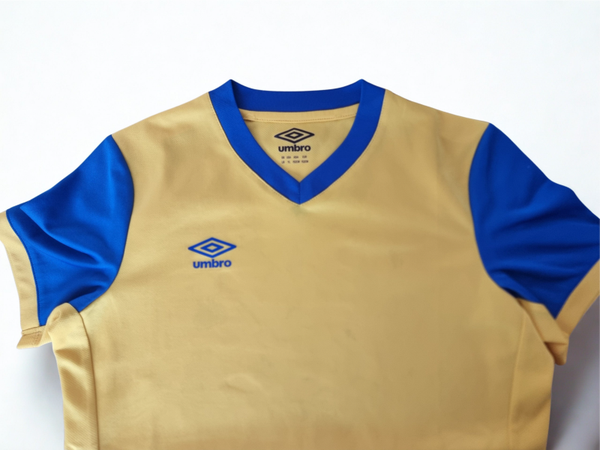 Umbro t-shirt - age 12