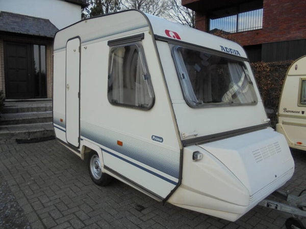 Adria Prima 330 SL, 3/1992, 3 slaapplaatsen (groot + kleine tafel), luifel + voortent