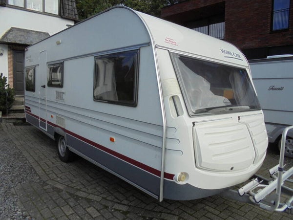 Home-Car Rally 52, 6/2000, 5 slaapplaatsen ( rondzit, stapelbed, 1-persoonsbed ), voortent