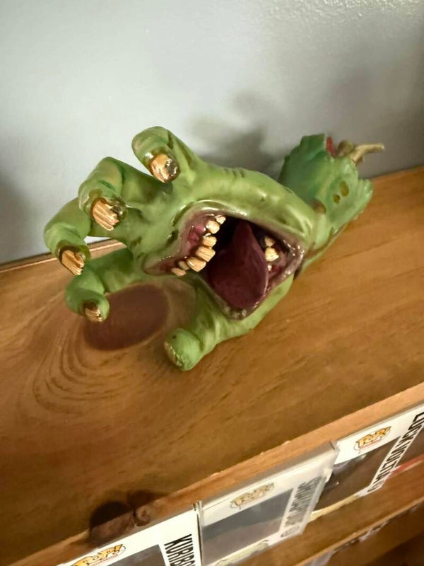 creepy severed hand with tongue ( Painted )