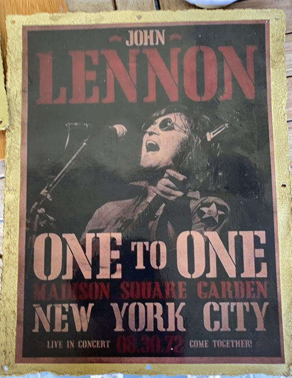 Metalen plaat lennon