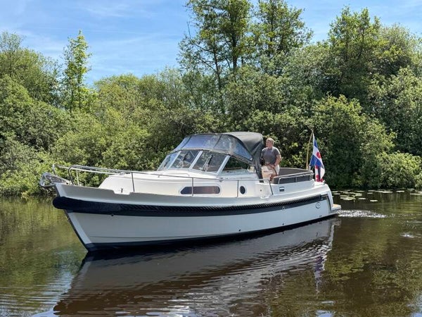 Nieuwstaat! Interboat Intercruiser 28 Cabrio (bwj 2015)