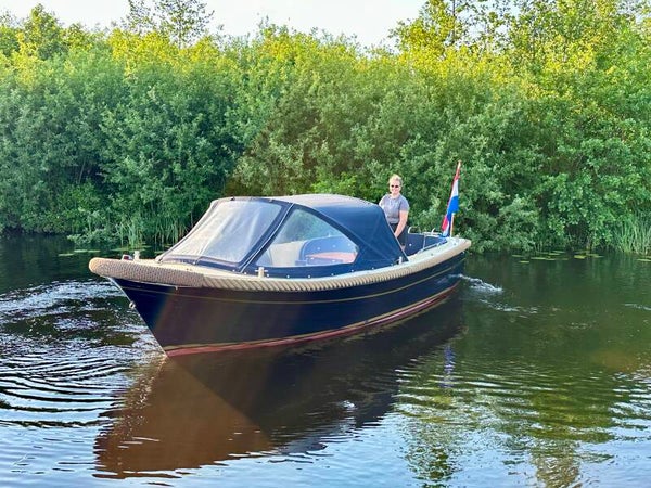 Antaris 630 Weekender Vetus boegschroef toilet (bwj 2004)