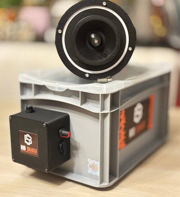 BudShaker auto mit 1x Siebeinsatz und Zubehörpaket