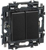 Legrand Valena Next wisselschakelaar 10AX + drukknop 6A Set Zwart klauwen - 741751