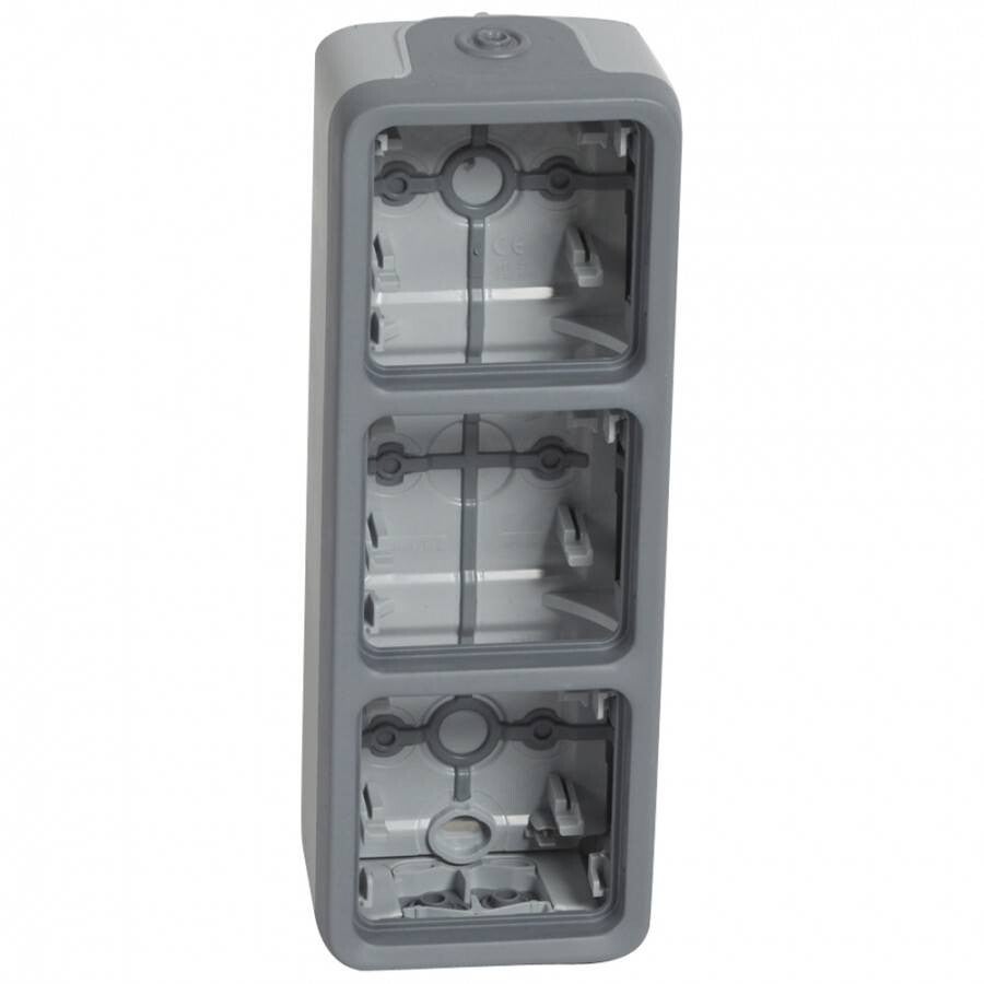 Legrand Plexo 3 verticale opbouwdoos met kabelinvoer - 1xboven en 1xonder 69679