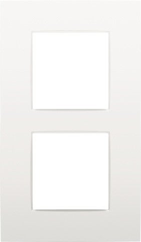 Niko Tweevoudige verticale afdekplaat, kleur Intense white Niko 120-76200
