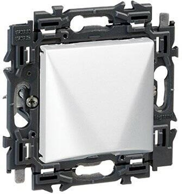 Legrand Valena Next trekschakelaar 10AX Set Alu klauwen - 741646