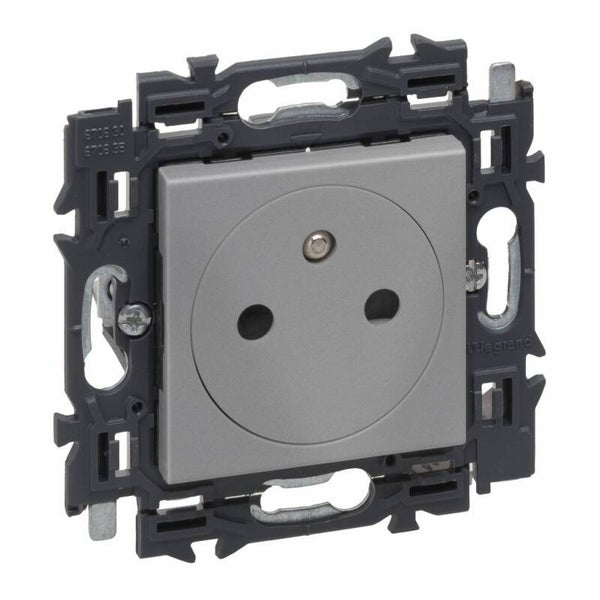 Legrand Valena Next vlak stopcontact 2P+A 16A Set Alu klauwen - 741630
