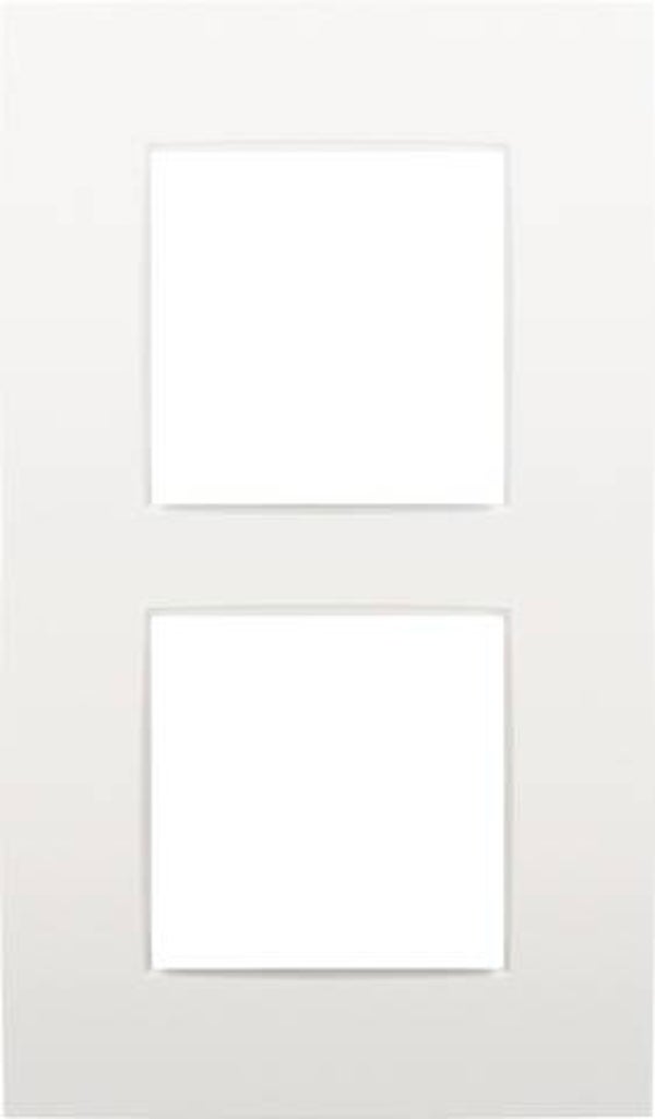 Niko Tweevoudige verticale afdekplaat, kleur Intense white Niko 120-76200