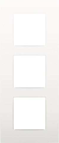 Niko Drievoudige verticale afdekplaat, kleur Intense white Niko 120-76300