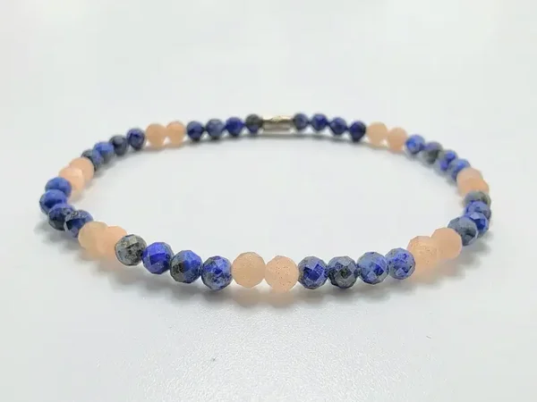 Bracelet intuition et tranquillité sodalite pierre de lune peche