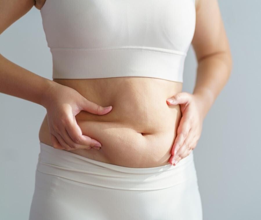 Graisse abdominale liée au stress et au cortisol pouvant ralentir le métabolisme et favoriser le stockage