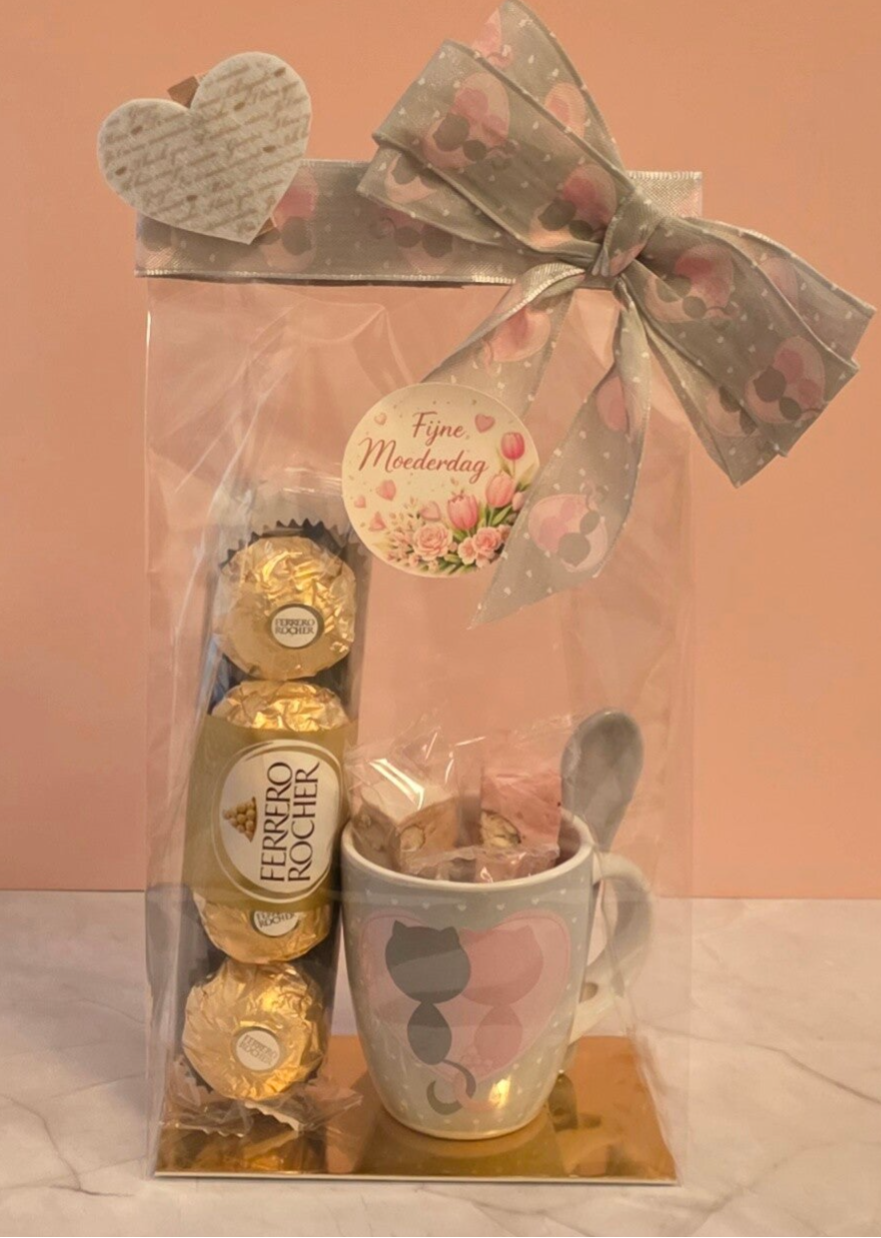 Lief Moederdag cadeautje met zoet verwenmoment