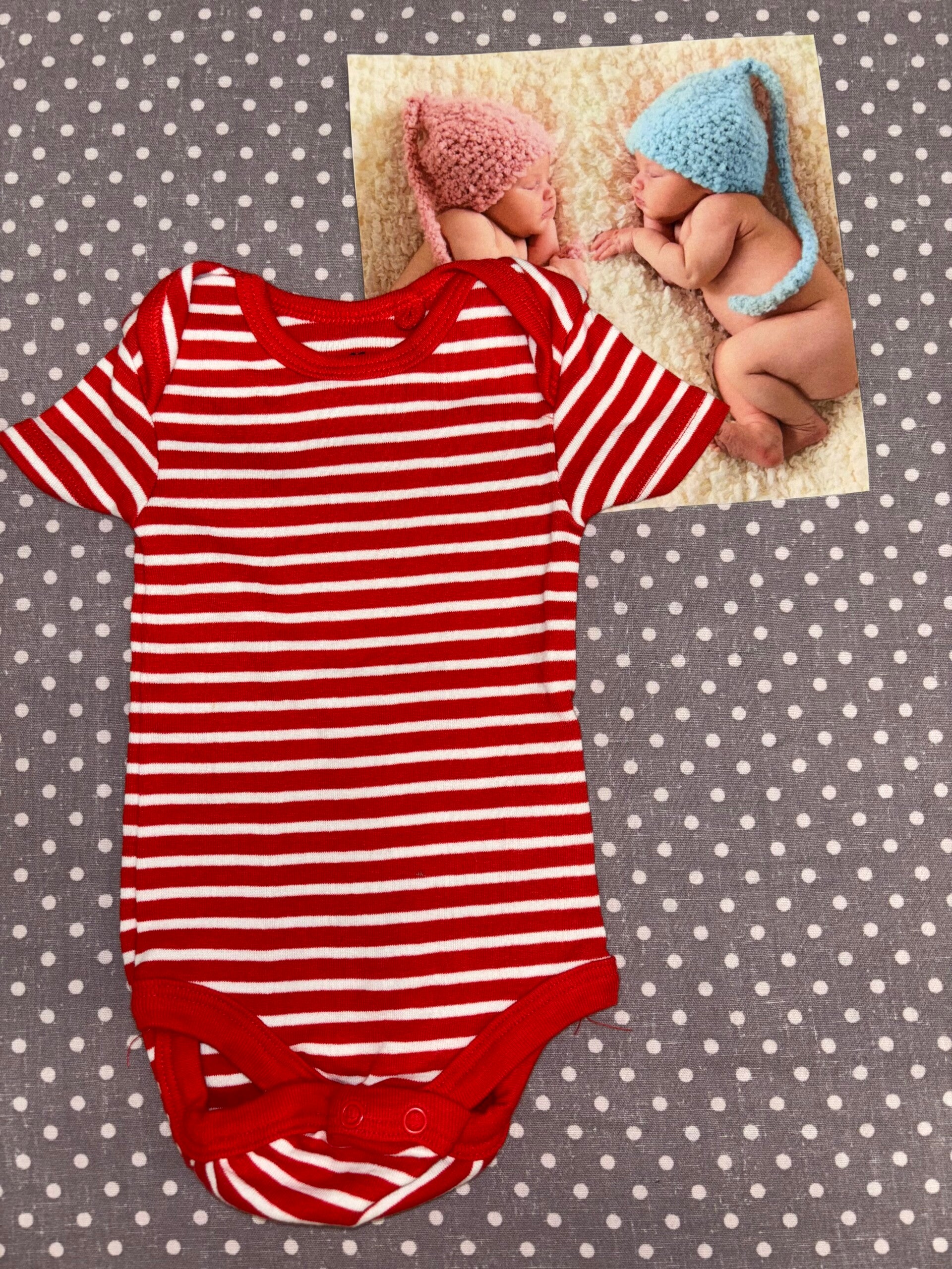 Naissance - 1 mois bodie rayures rouges LUPILU