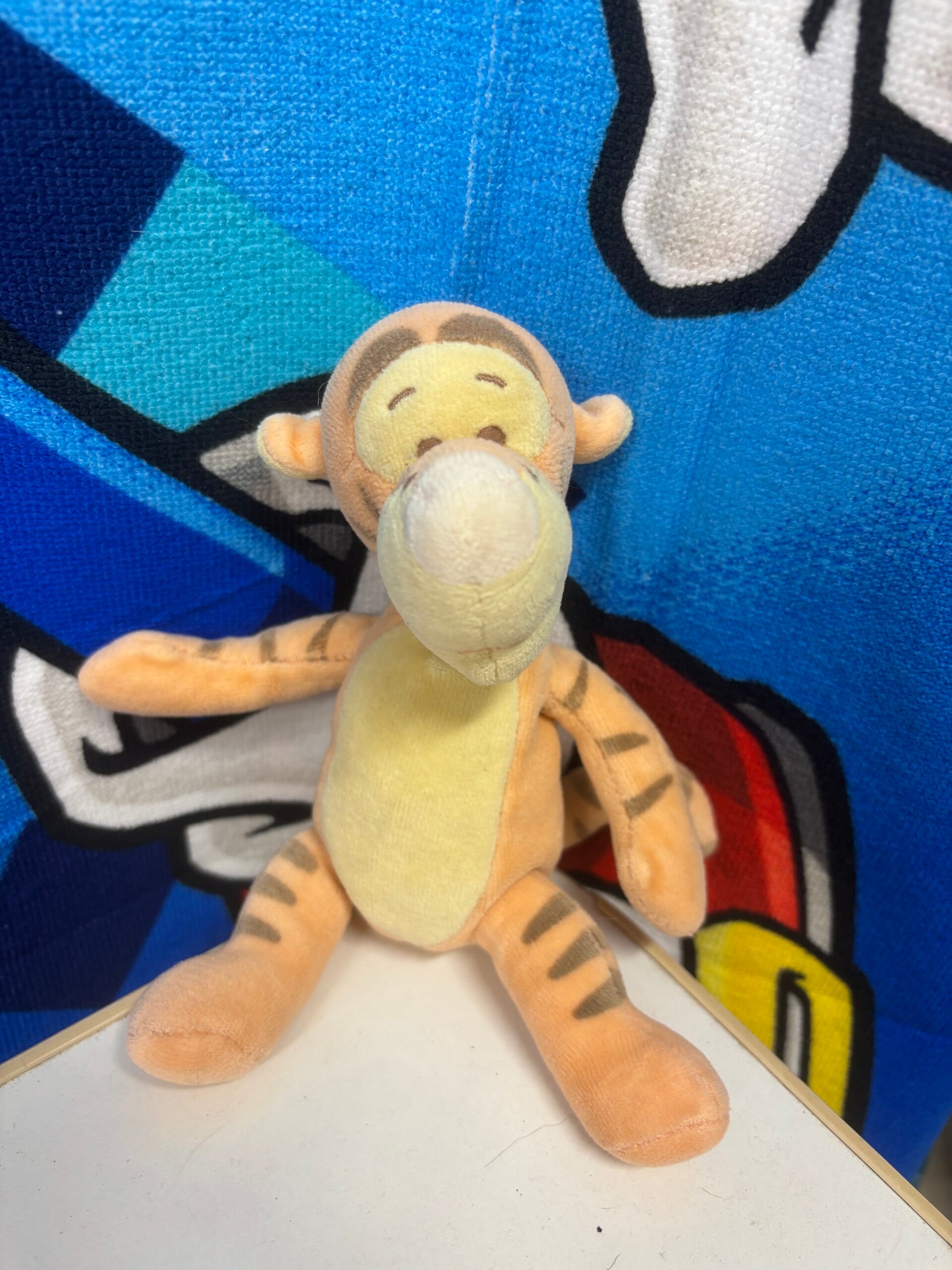 10 : Tigrou mini 20 cm