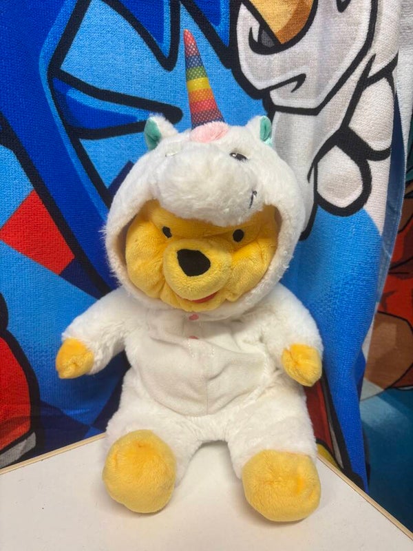 20 : Winnie licorne 30 cm